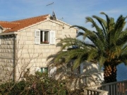 Image Apartments | House with  3 Bedrooms and Fireplace
