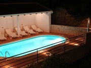 Apartments | House with  3 Bedrooms