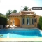 Piscina, confort y buen gusto