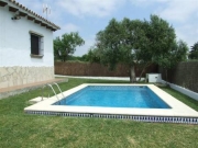 Conil | Pool with sunloungers