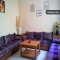 Hadifa, avec salon maricain