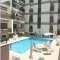 3 bedrooms with pool, parking, barbecue