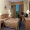Astor Hotel, Grece