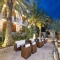  Hotels