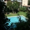 Con amplia piscina