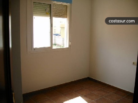 tc0032-2-3-gallery						