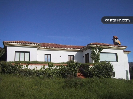 villa-con-vistas-al-estrecho-en-el-cuarton-2-3-gallery						