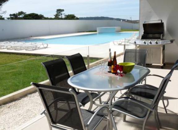 pinheiro-manso-holiday-beach-apartment image