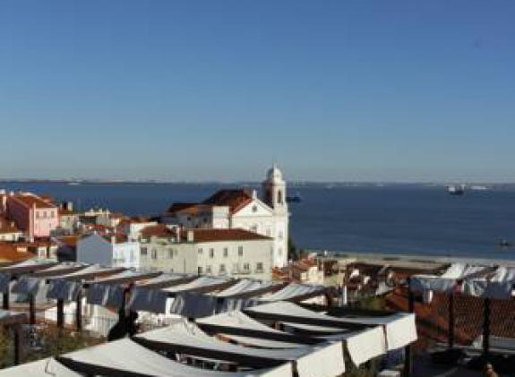 alfama-story-house image