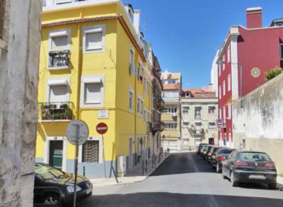 casinha-do-principe-2-principe-real-lisbon-apartment image