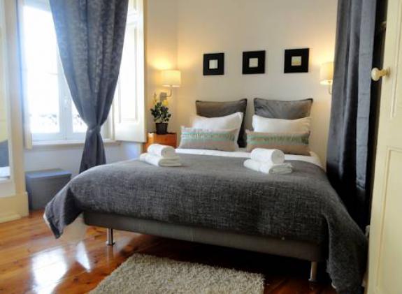 lisbon-experience-apartments-principe-real image