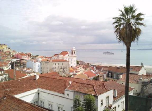 lisbon-village-apartments-alfama image