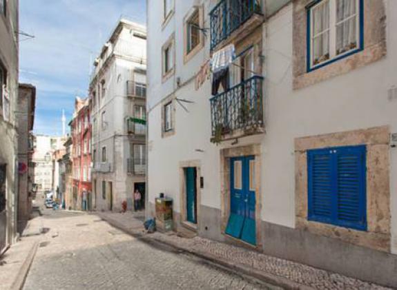 privat-flat-bairro-alto image