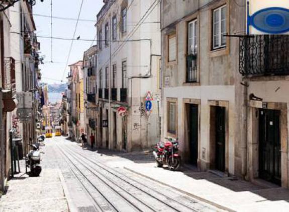 the-blue-house-lisboa image