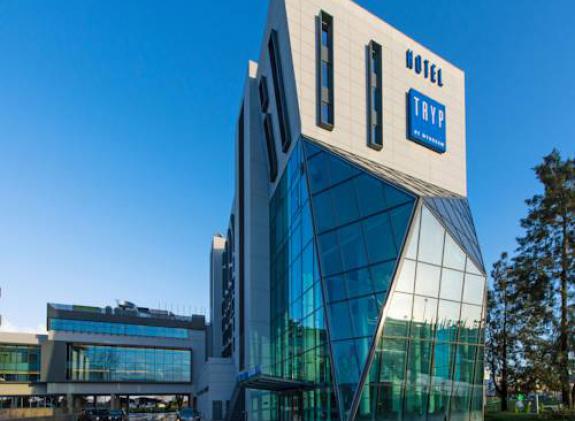 tryp-lisboa-aeroporto-hotel image