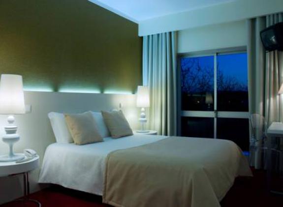 hotel-lagoa-dos-pastorinhos image