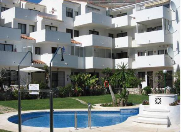 apartamentos-sol-y-playa image