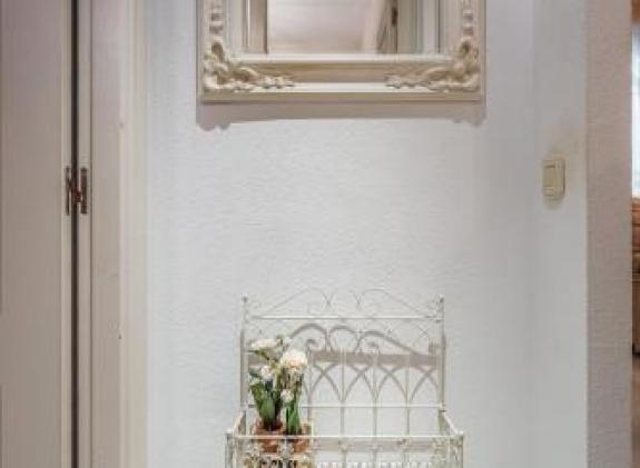 chic-luminoso-wifiac-elegant-apt-in-salvador-2-br image