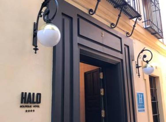 halo-boutique-hotel-1 image