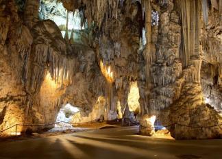 Horarios y Tarifas Cueva de Nerja