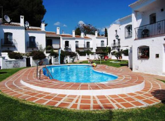 los-pinos-1 image
