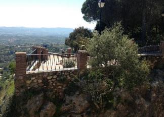 Mirador y Jardrines de la Muralla