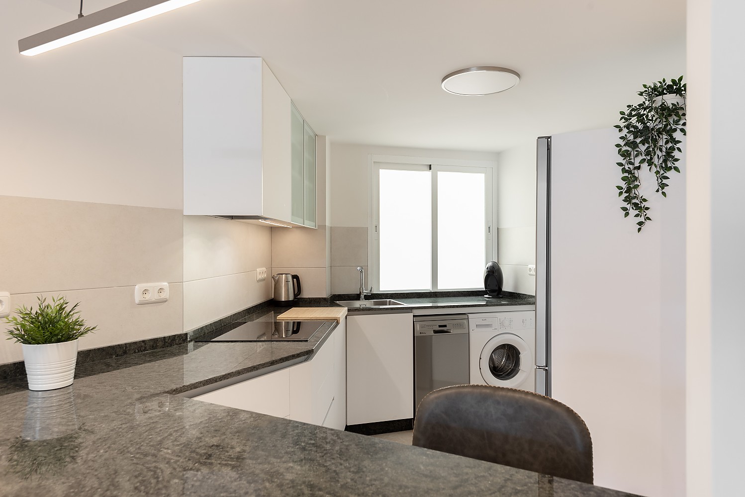 Vista mar, wifi, parking y piscina Cocina