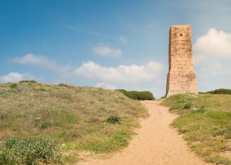 Torre Ladrones