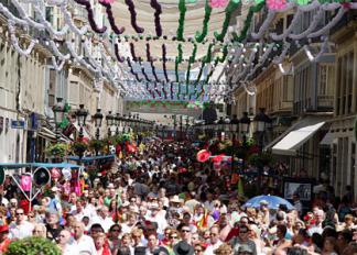 feria-de-dia-y-de-noche-malaga