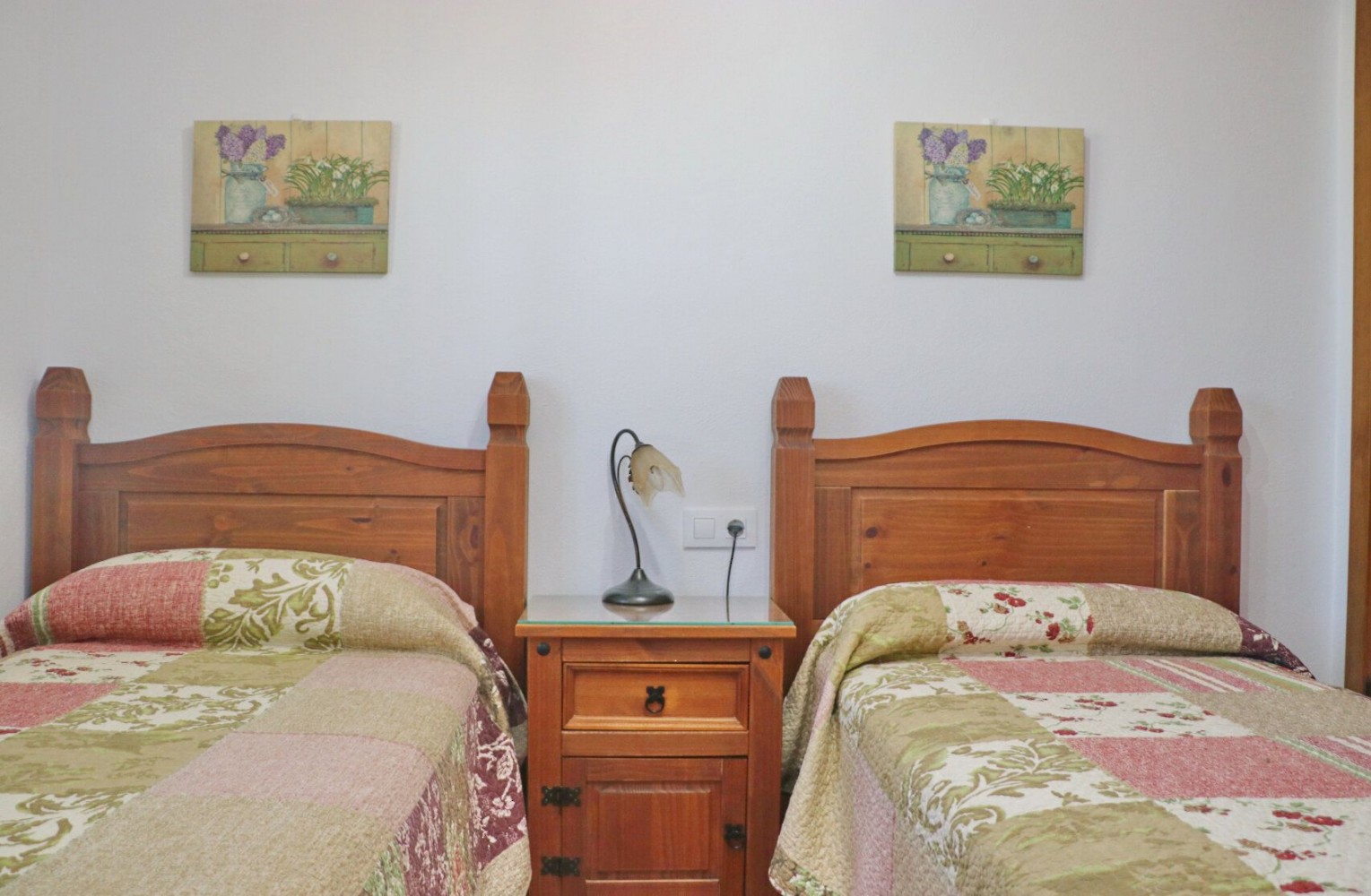 Dormitorio Chalet Vigía 113, con piscina privada.