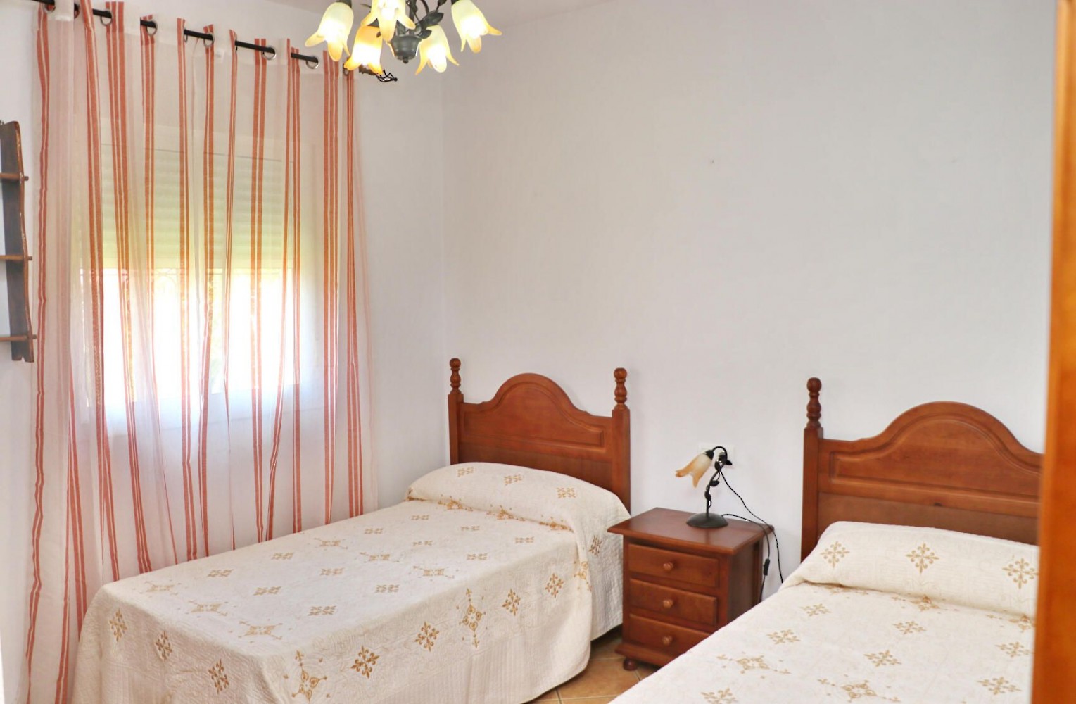 Chalet Vanpao, con piscina privada. Dormitorio