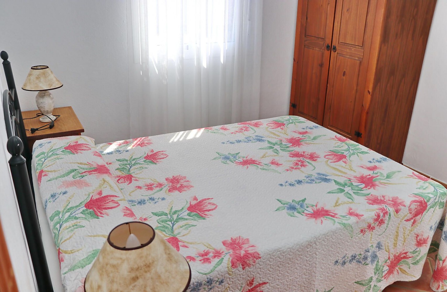 3 dormitorios con piscina y barbacoa Dormitorio