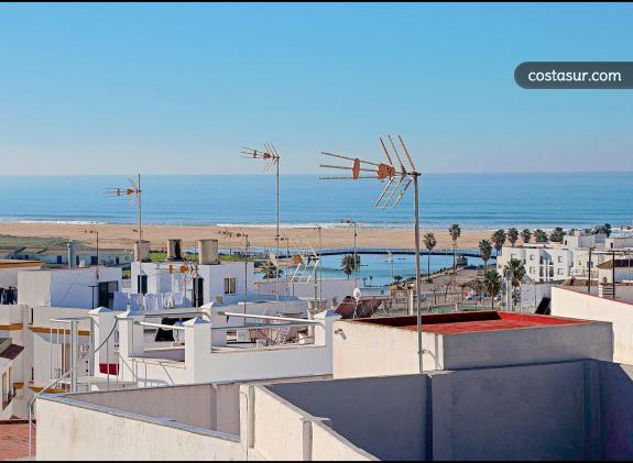 Property for sale in Conil de la Frontera - 116 houses & apartments