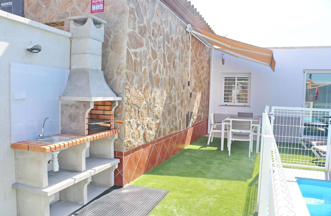 Apartamento Rural Marisma con piscina privada. Barbacoa