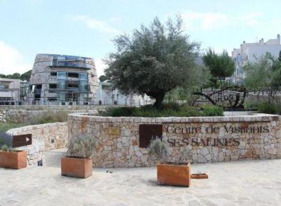 centro-de-visitantes-de-cabrera image