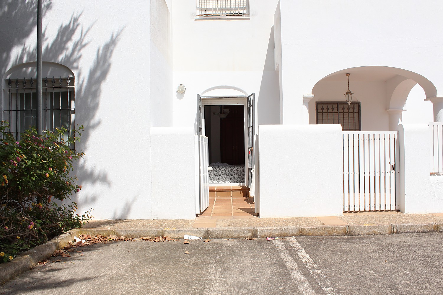 Fachada/entrada Apartamentos