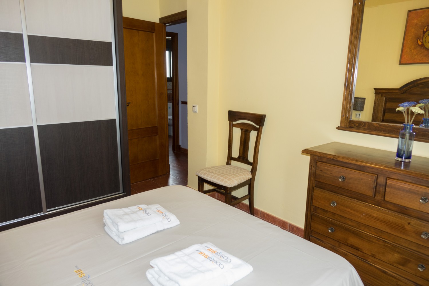 Muy buena ubicación, piscina comunitaria Dormitorio