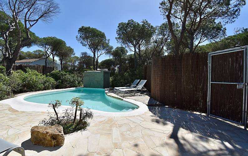 Casa en Chiclana para cinco personas con piscina privada. Piscina