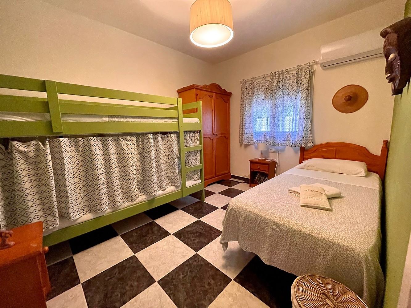 Dormitorio El Girasol, cerca de la playa