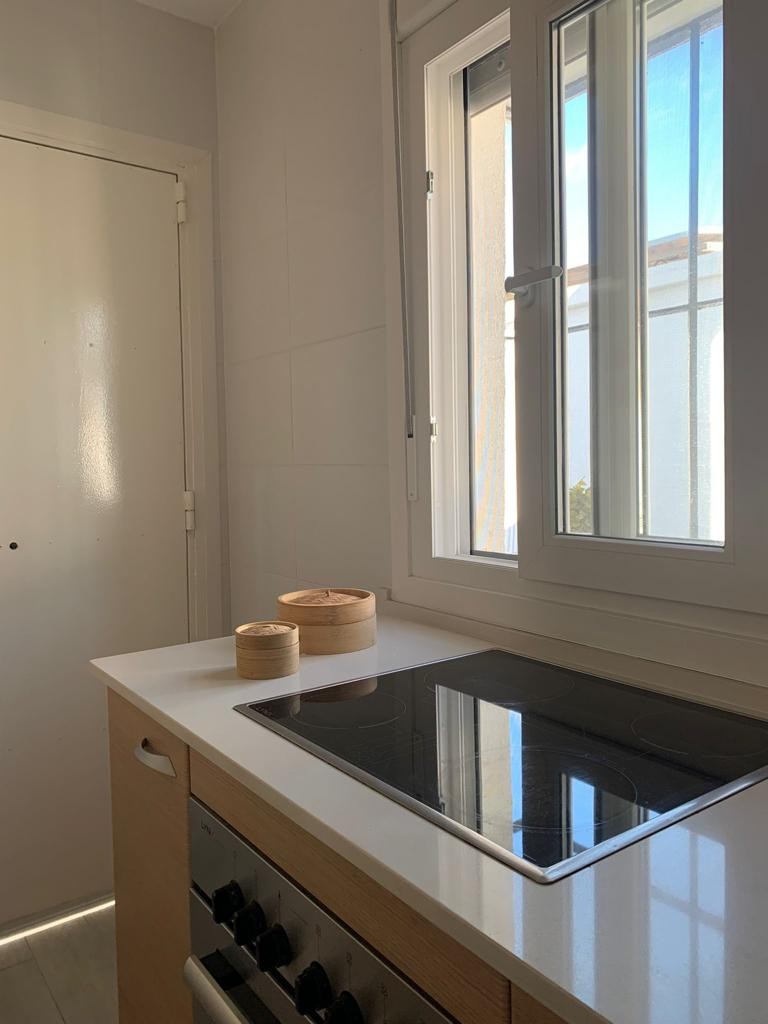 Cocina Bonito Chalet en Chiclana con jardin y piscina privada.