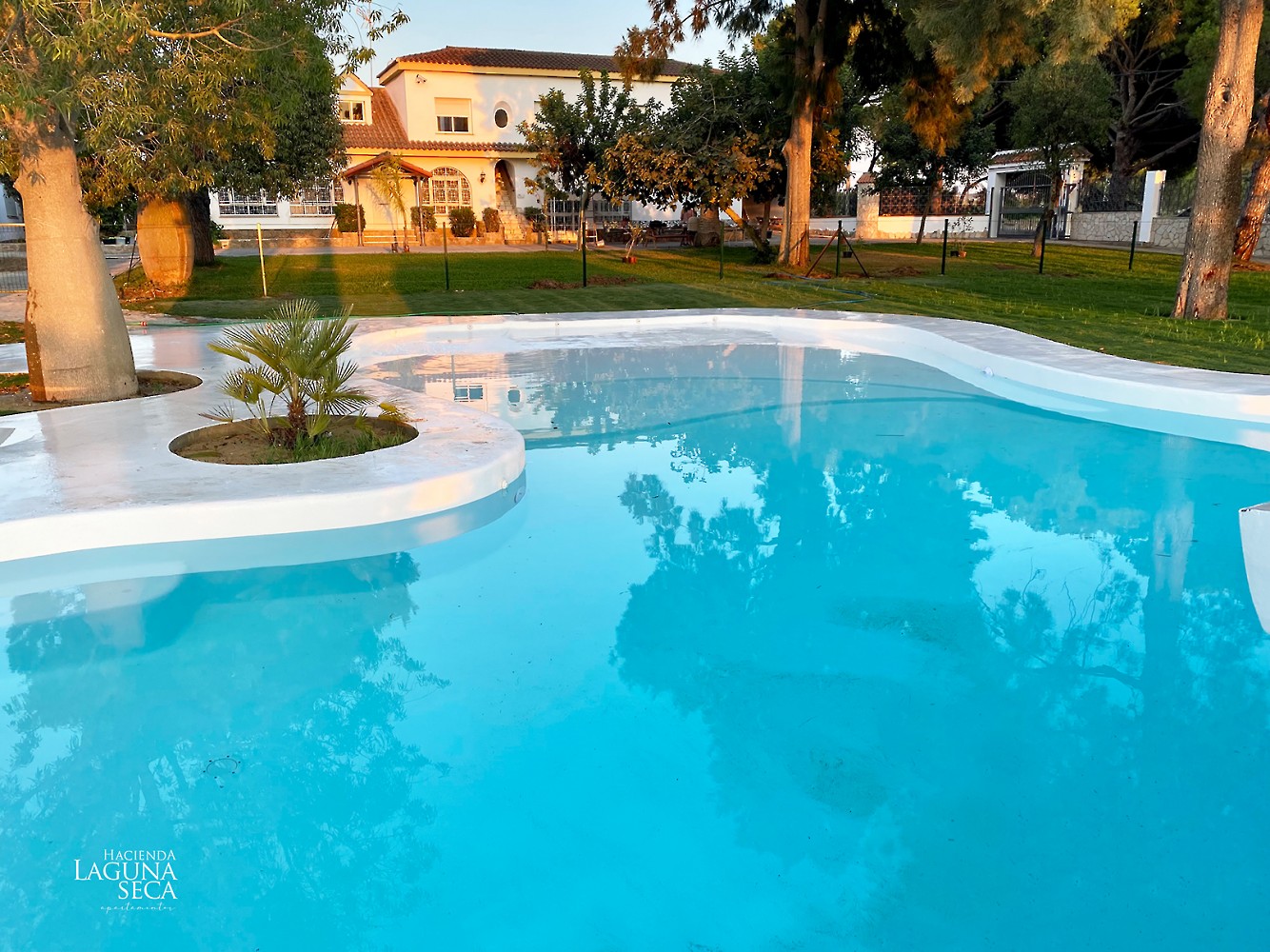 Piscina Apartamento en complejo Laguna Seca, con piscina compartida.