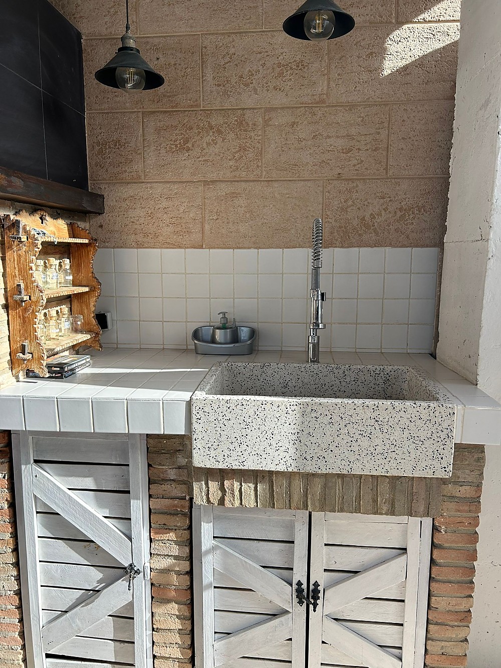 Cocina Casa Manolete, con piscina privada.