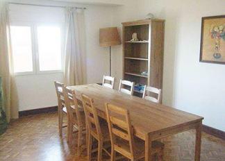 Apartamento com 5 quartos, luminoso e junto a praia