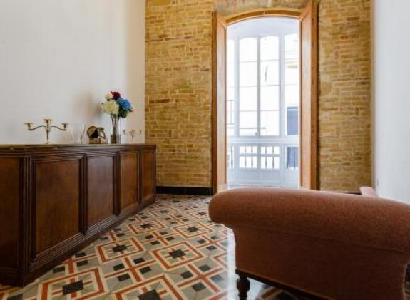 casa-del-coleccionista-by-cadiz4rentals image