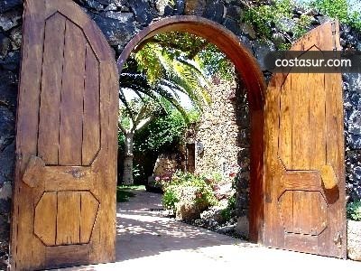 Rodeado de naturaleza, con encanto