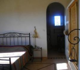 Image 4 of 7