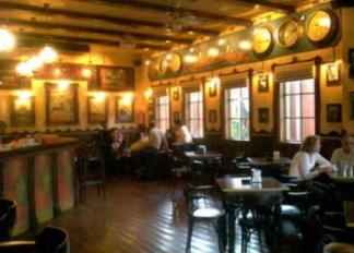 molly-tavern