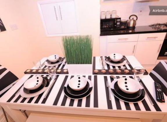 oxford-street-apartment-gh image