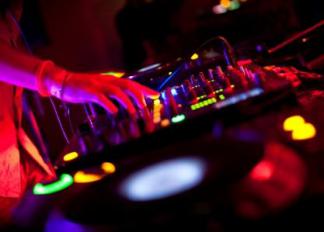 mega-dj-bookings
