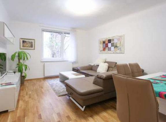 apartment-altgasse-vienna-2-min-walk-to-schloss-schonbrunn image